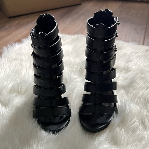 Steve Madden Heels - Picture 2 of 6